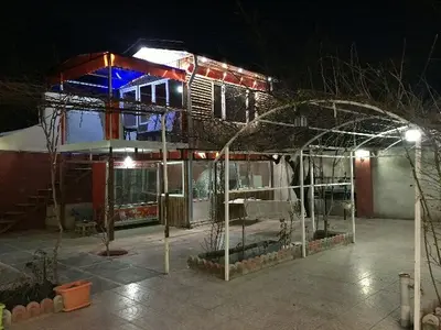 بومگردی باغ بهشت گلپاشین - واحد آلاچیق