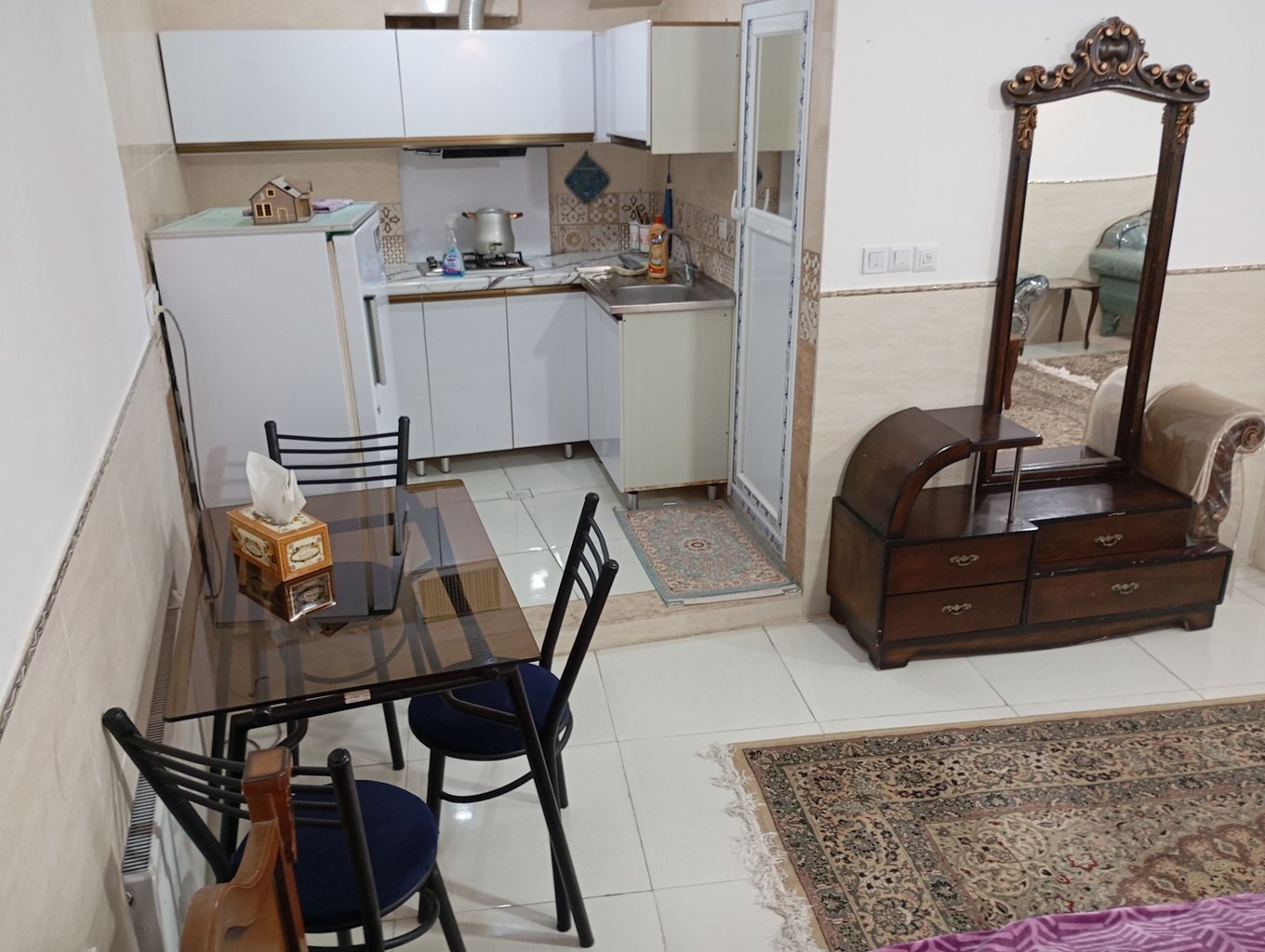 سوئیت فلت پرند