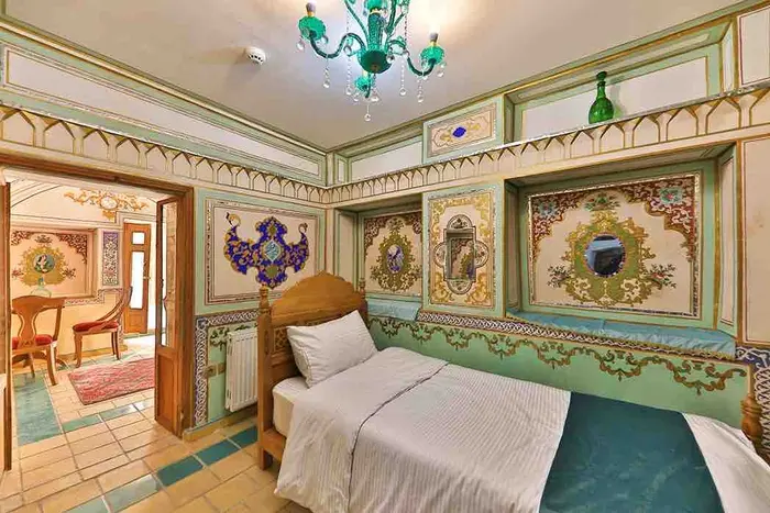 اقامتگاه سنتی شیران - واحد عباس میرزا