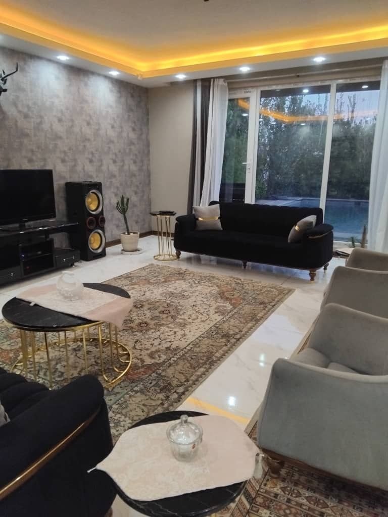 یک خوابه استخردار آبگرم کندلوس تهراندشت