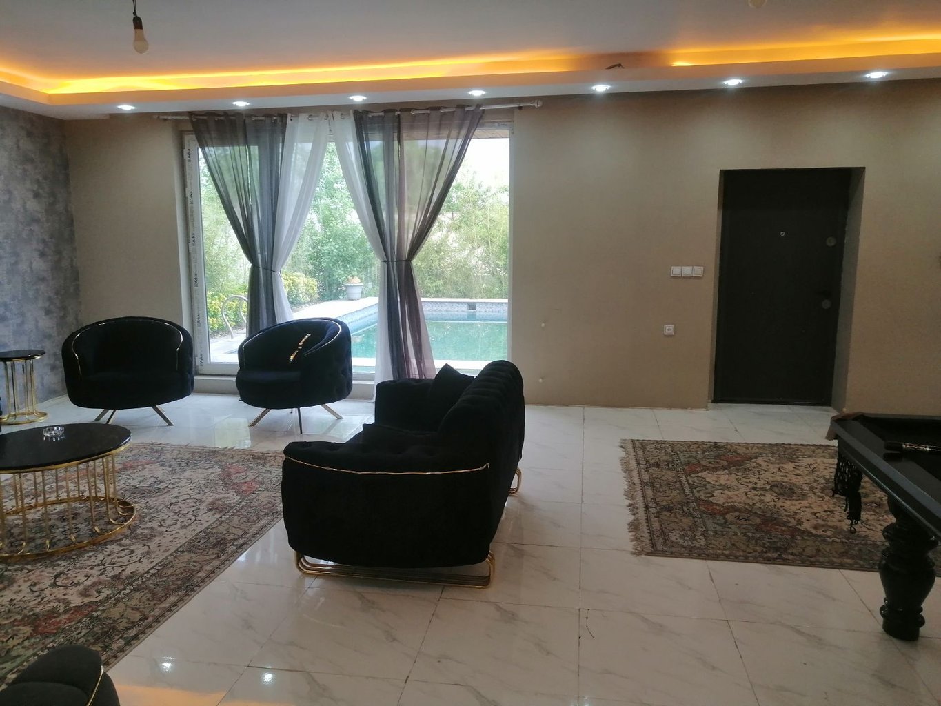 یک خوابه استخردار آبگرم سرسبز ماندگار