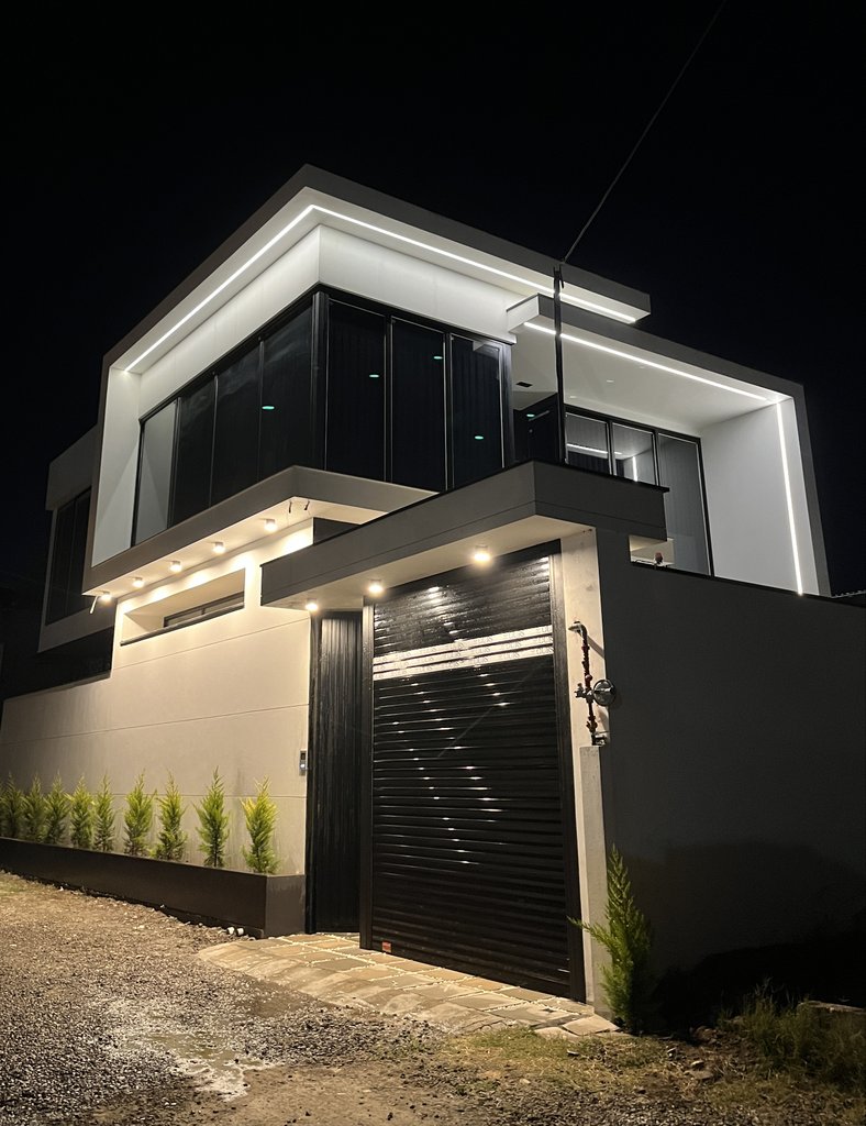 ویلا سه خوابه دوبلکس استخردار آبگرم وریا