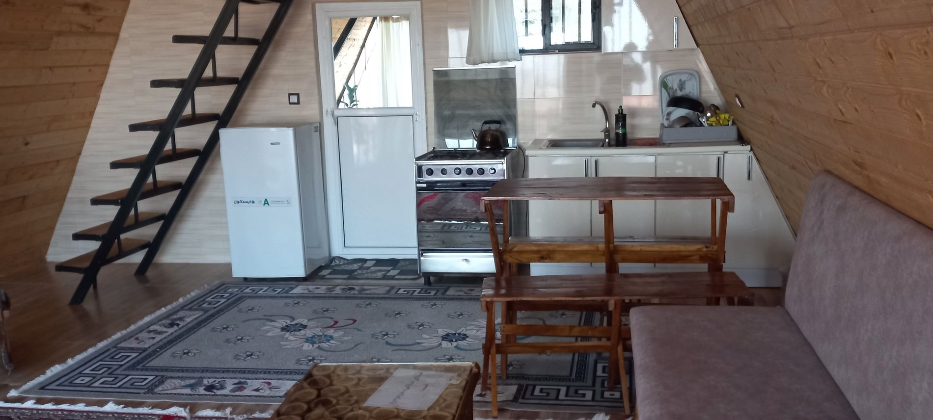 یک خوابه سوئیسی آران