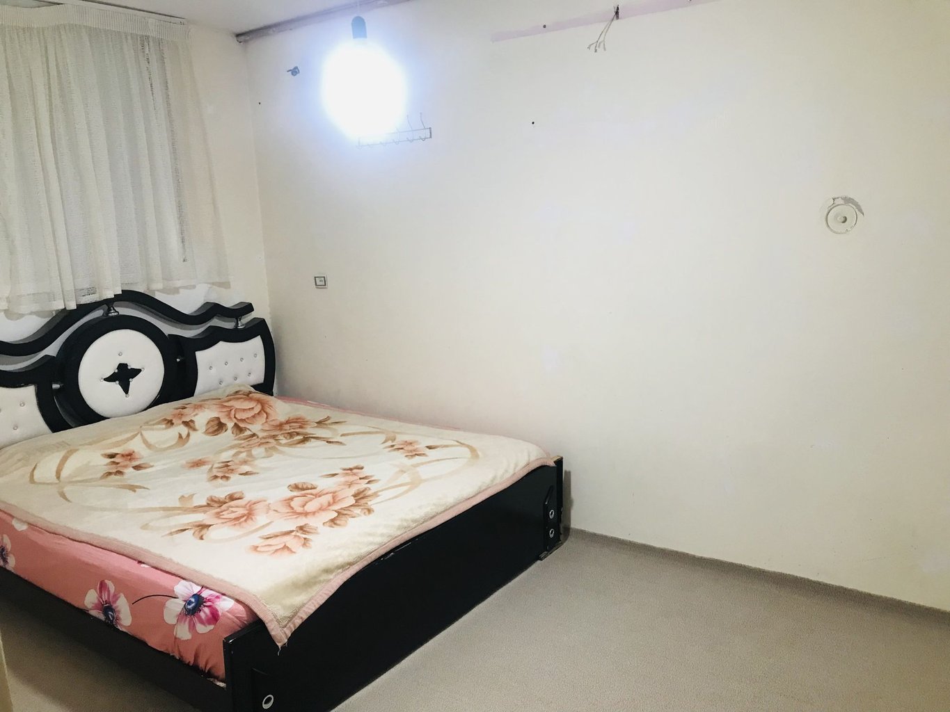 سه خوابه باغ خاکشور