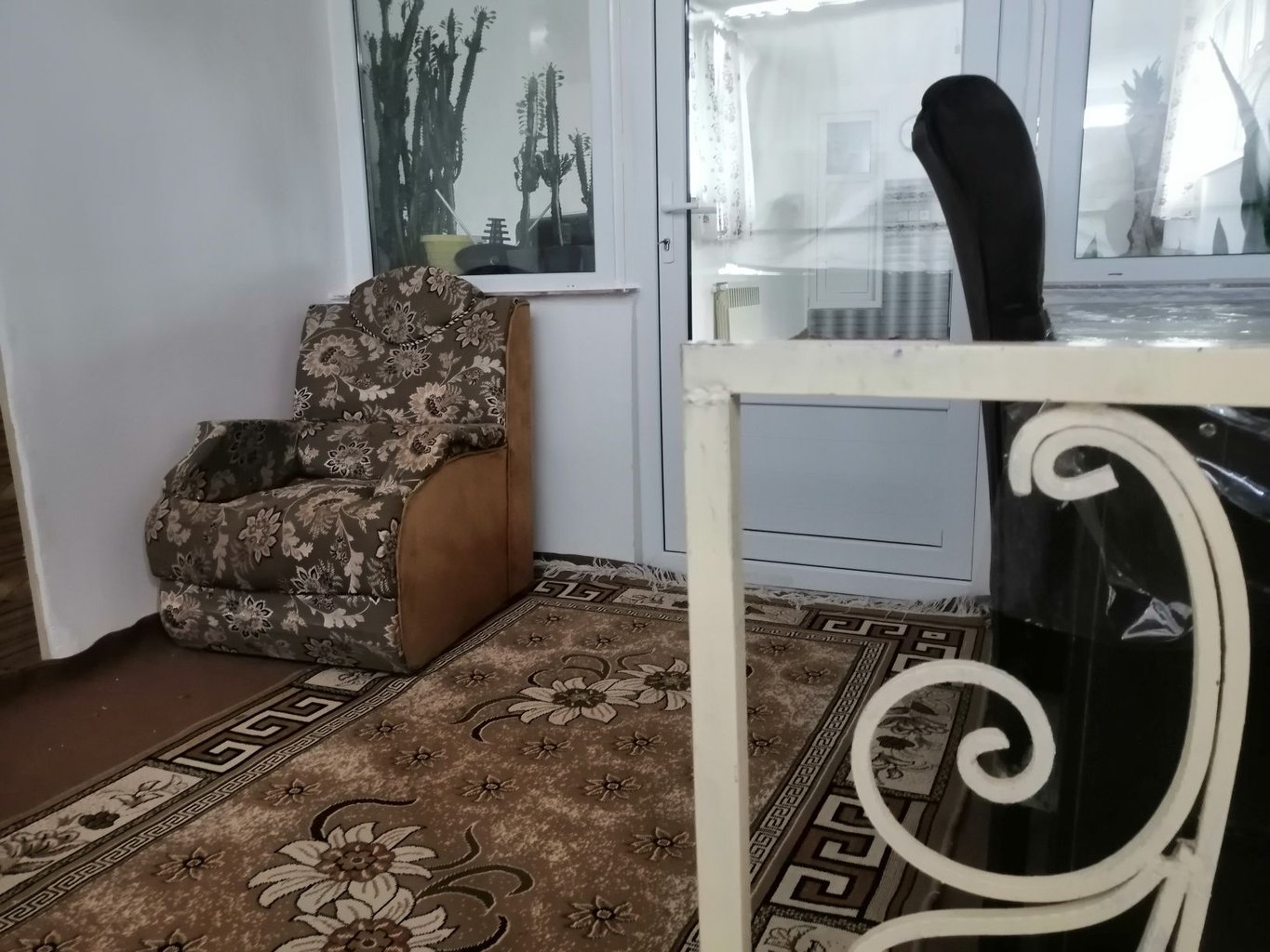 سوئیت فلت یعقوبی فرخنده