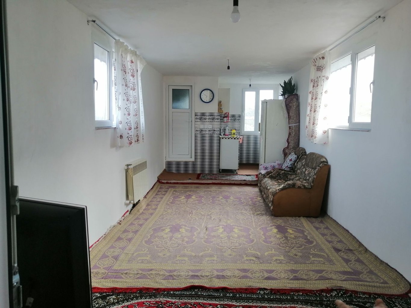 سوئیت فلت یعقوبی فرخنده