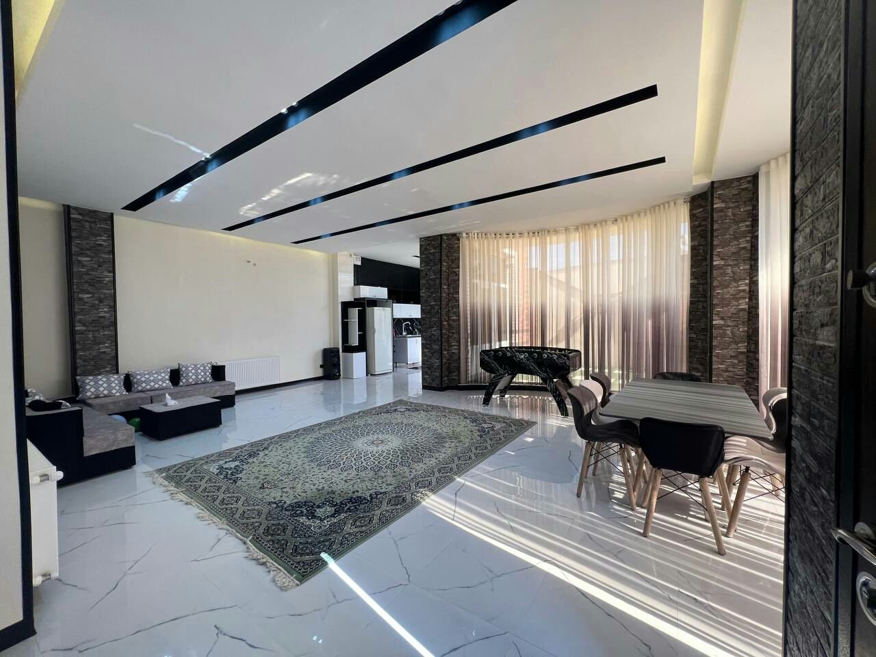 ویلا دوخوابه استخردار الیاس 2 - سالن ویلا