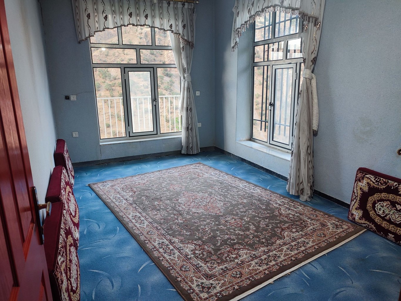 آپارتمان دوخوابه مرادی 1