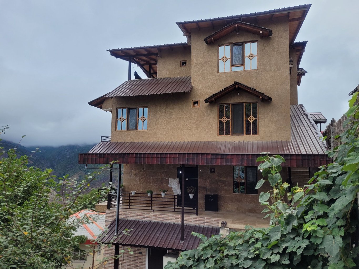 آپارتمان یک خوابه سنگسی