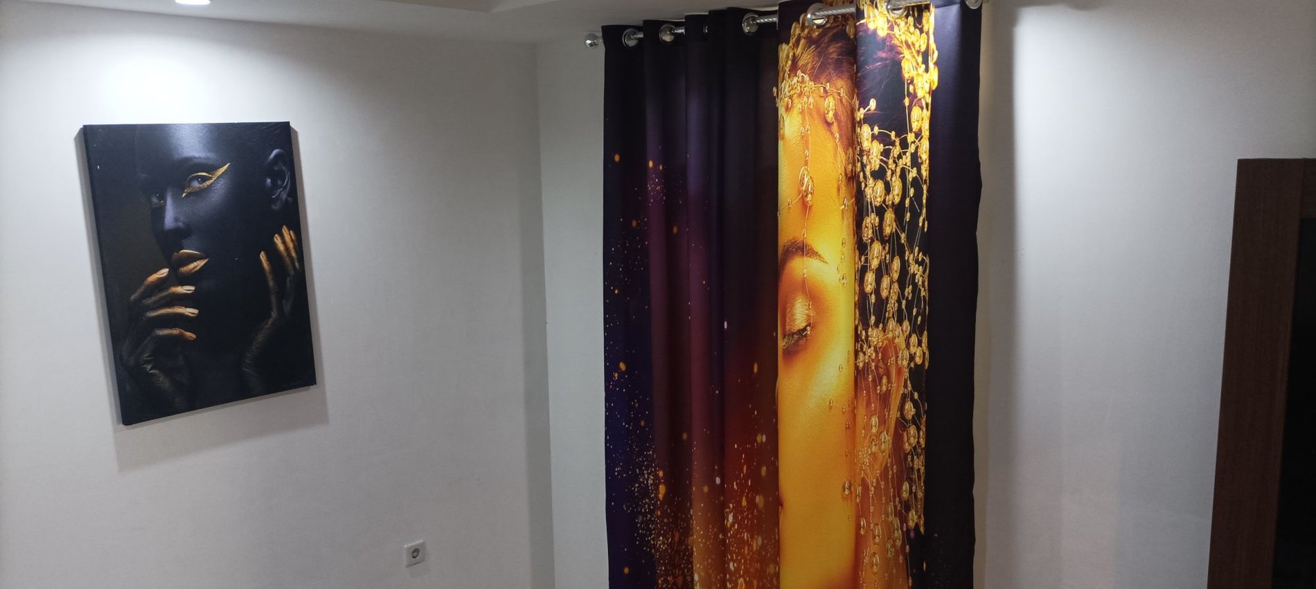 آپارتمان دوخوابه خردلی