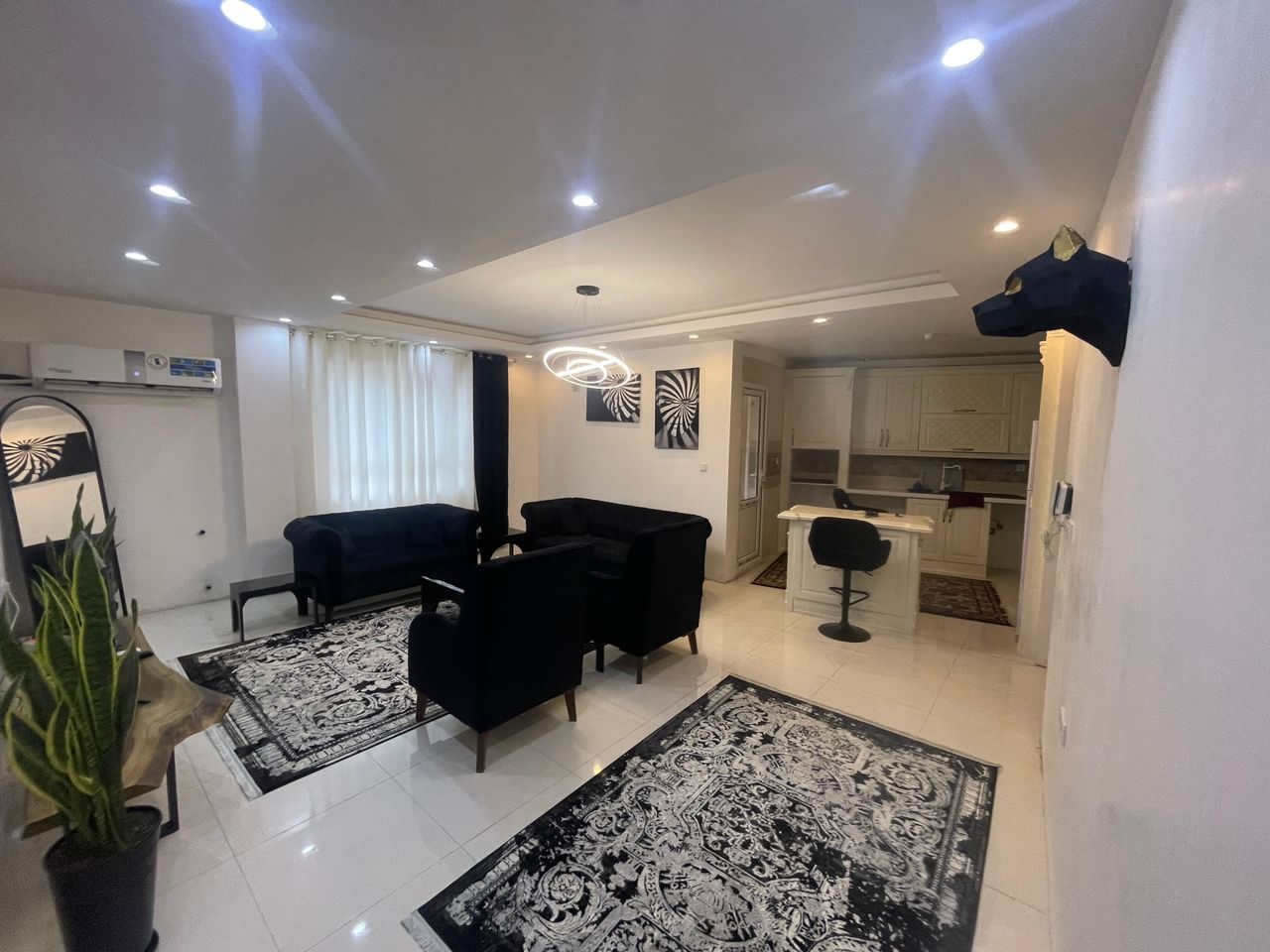 آپارتمان دوخوابه بلک هوم