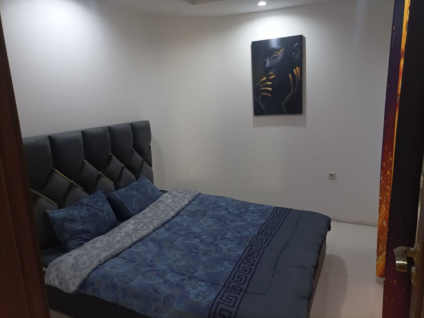 آپارتمان دوخوابه خردلی - اتاق