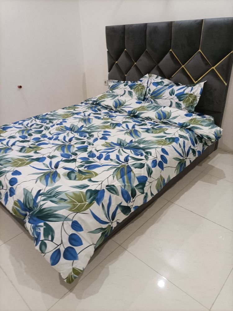 آپارتمان دوخوابه رنگین