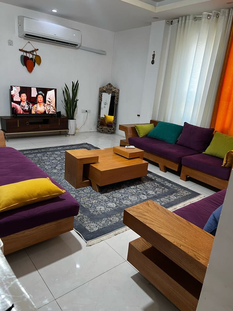 آپارتمان دوخوابه رنگین - سالن