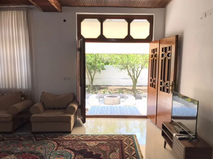 یک خوابه خونه مادربزرگه