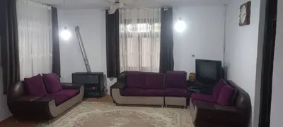 کلبه دوخوابه عزیزجون