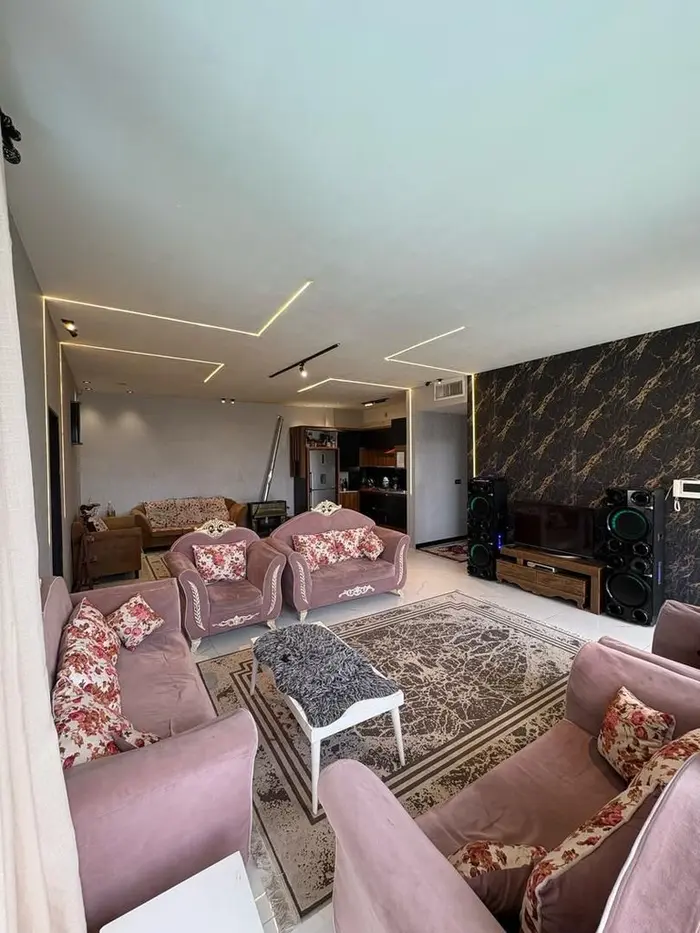 ویلا دوخوابه استخردار آبگرم نیکان 2 - پذیرایی