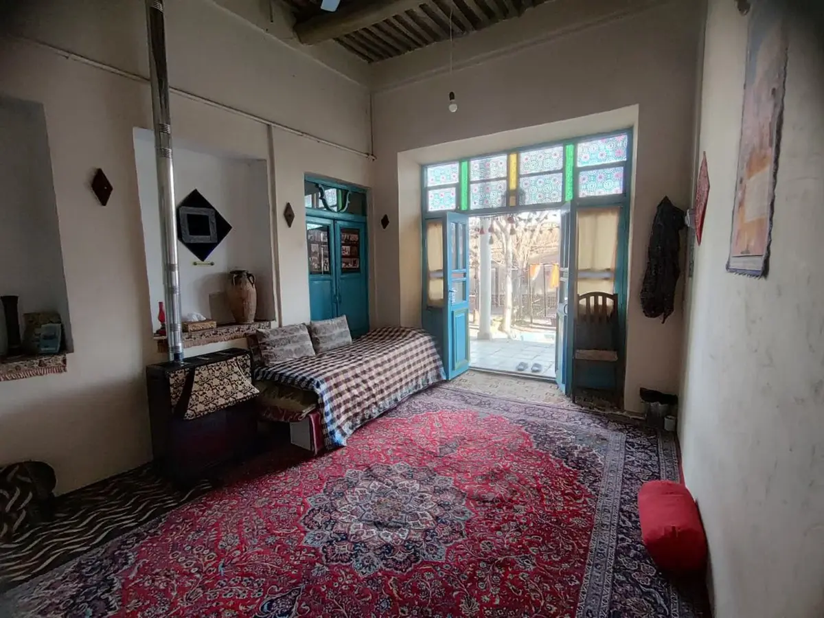 بوم گردی سرای کربلایی فریدون - واحد دلنشین ۲