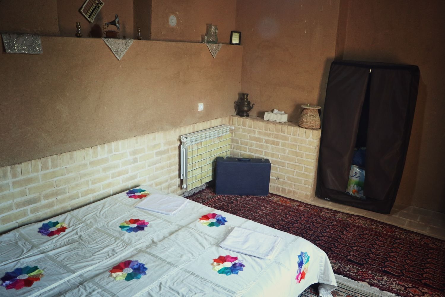 بوم گردی قنات ابراهیم آباد - واحد خونه عروس