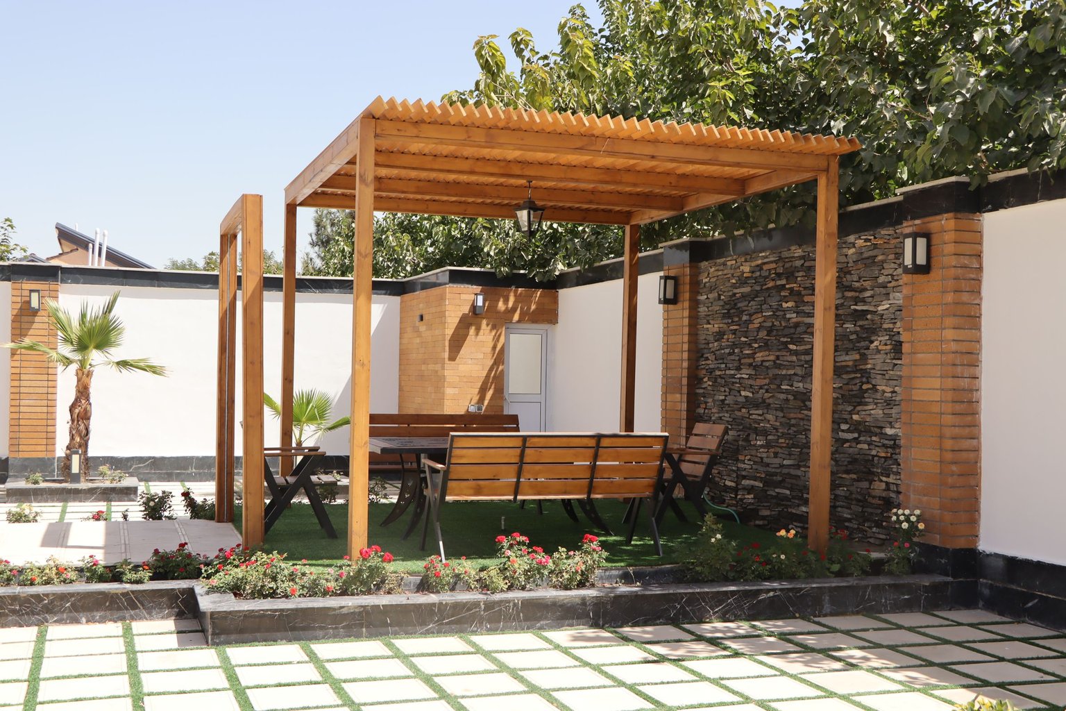 ویلا سه خوابه استخردار آب گرم دوبلکس زمرد