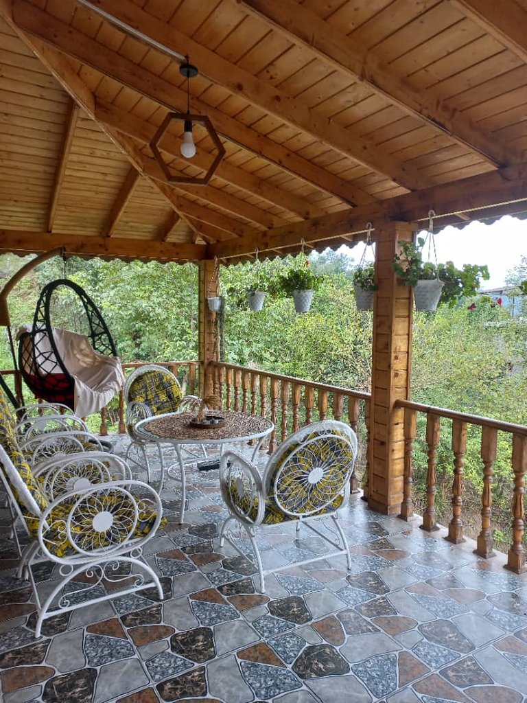 دوخوابه جنگلی استخردار سنگ پشته