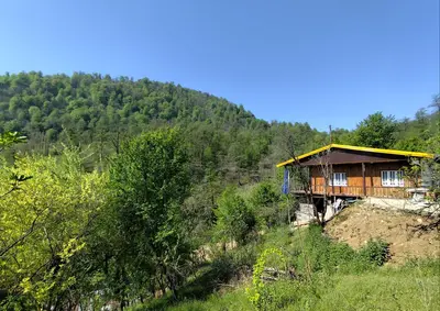 کلبه یک خوابه جنگلی نمدار لپور