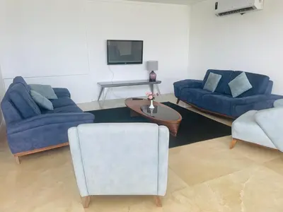 ویلا سه خوابه استخردار وودن هوس