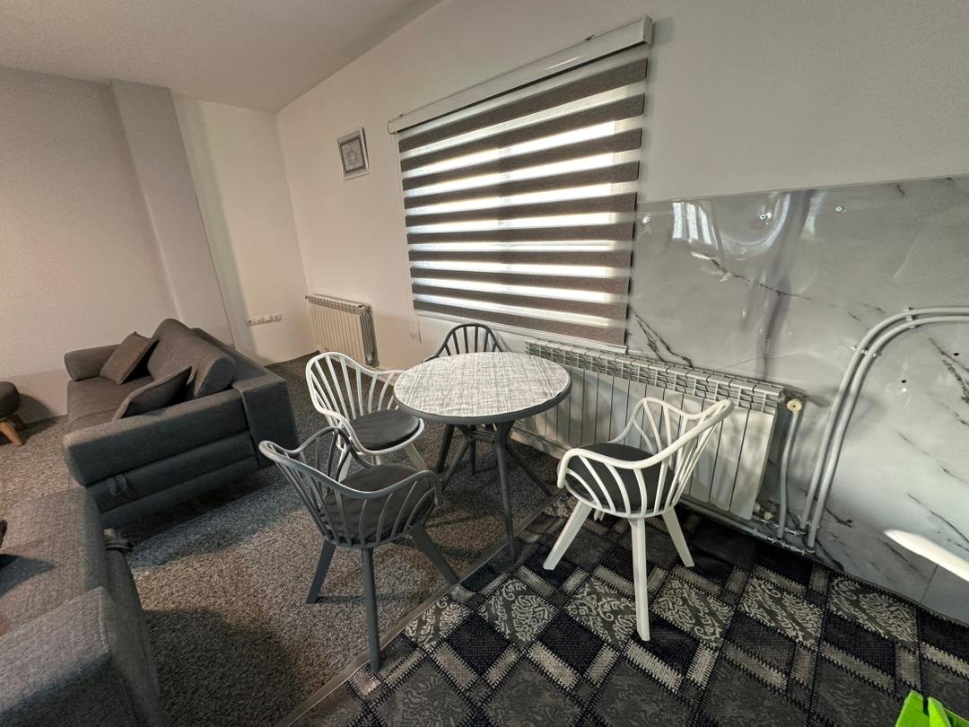 دوخوابه بام لاله