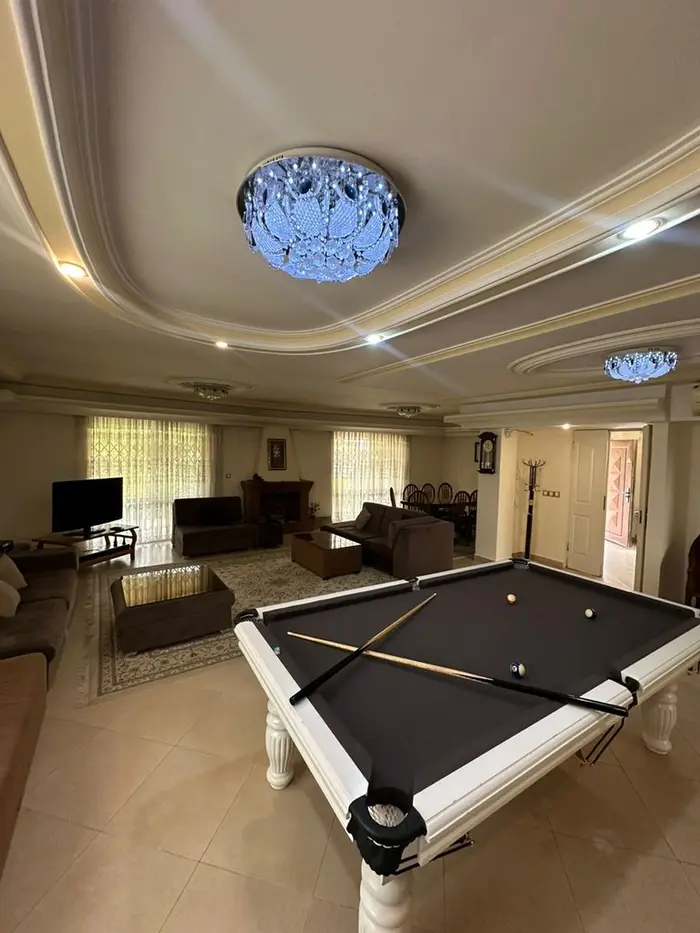 ویلا پنج خوابه تریپلکس قشقایی