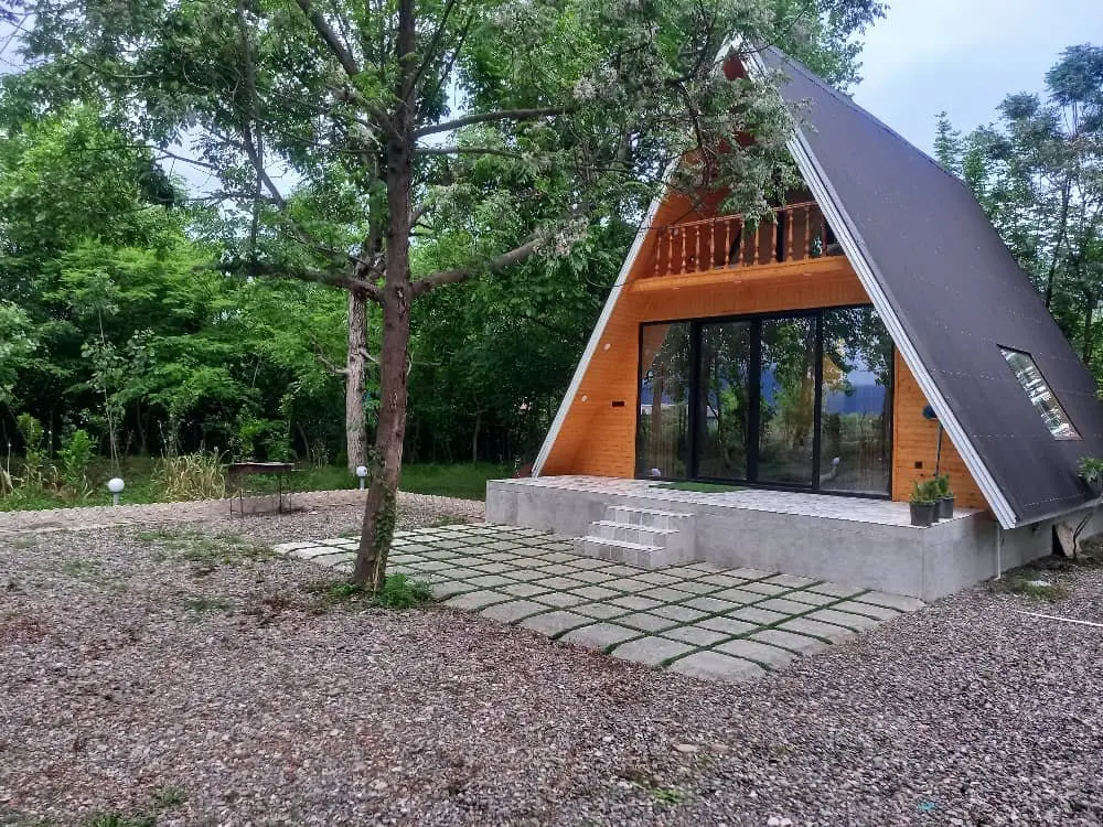 کلبه دوخوابه سوئیسی شادپور