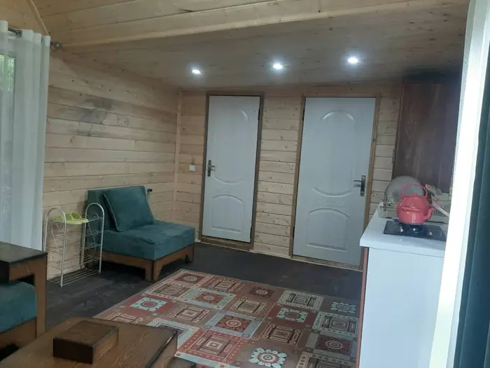 کلبه یک خوابه جنگلی قزل پارک