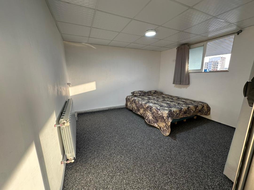 دوخوابه بام لاله