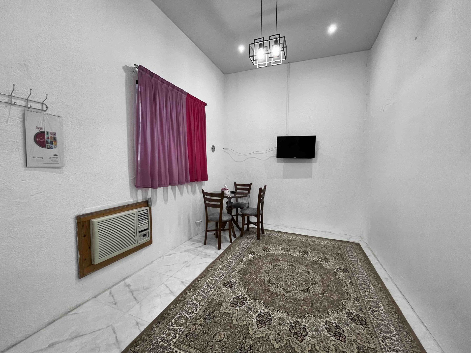 سوئیت فلت پامچال ۲ - انتخاب عنوان تصویر