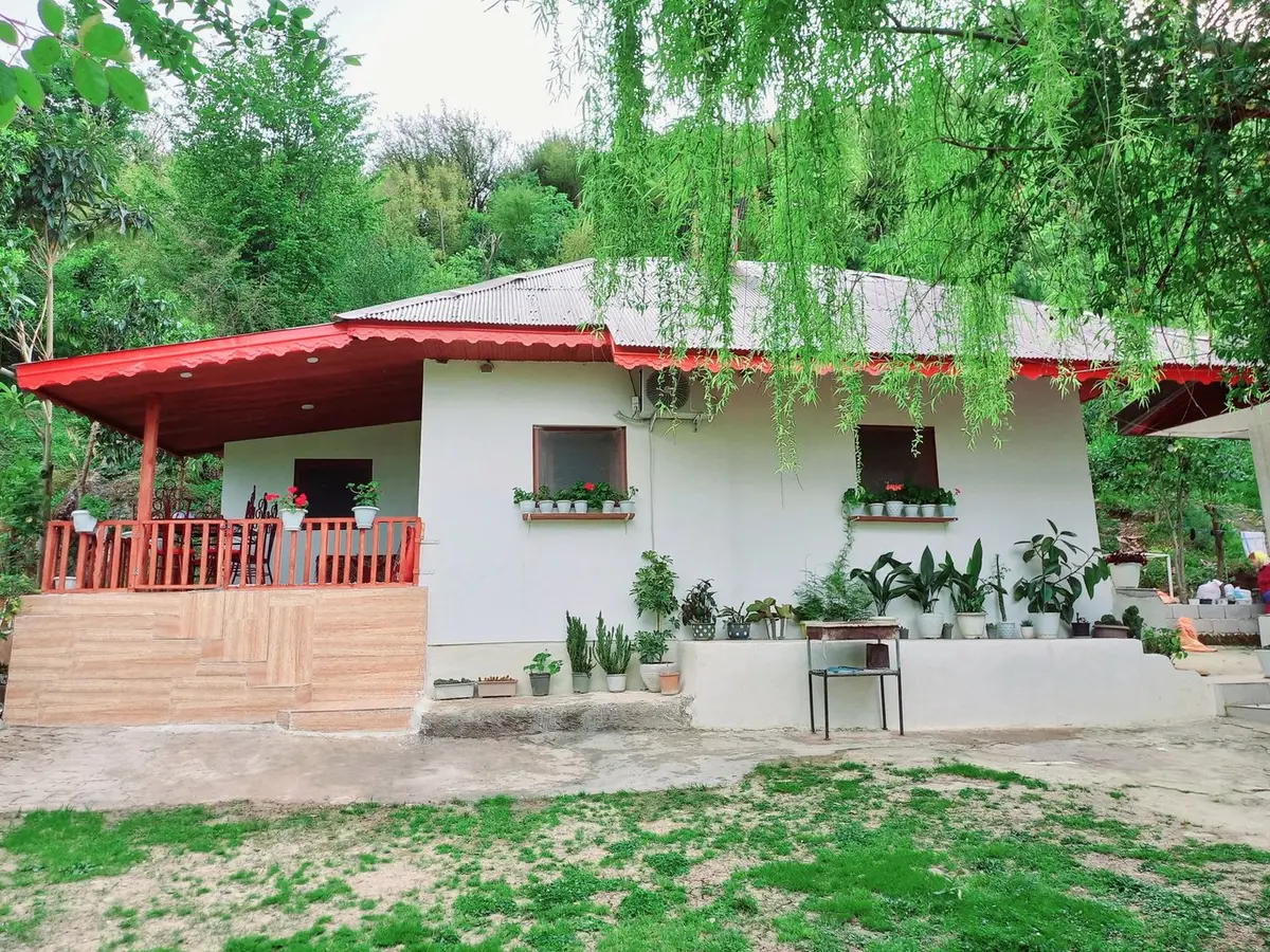 اقامتگاه سنتی دوخوابه جنگلی یاس 12