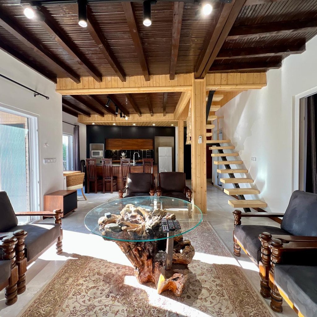 چهارخوابه استخردار آبگرم سفید