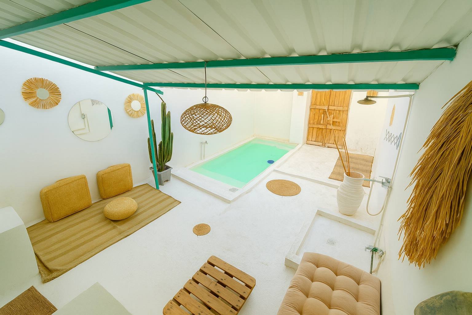 یک خوابه استخردار آبگرم نخل سفید ماج