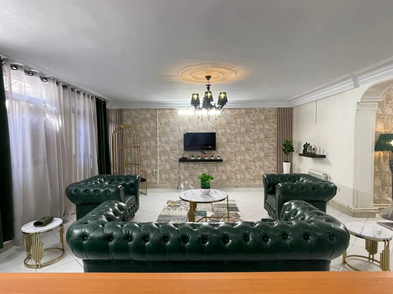 دوخوابه جکوزی دار پریمیوم پلازا سعادت آباد 1