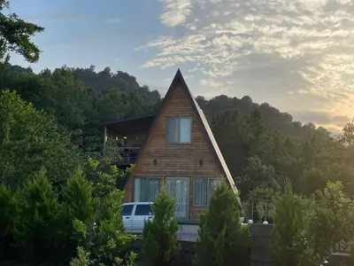 کلبه دوخوابه سوئیسی جکوزی دار کوتوم