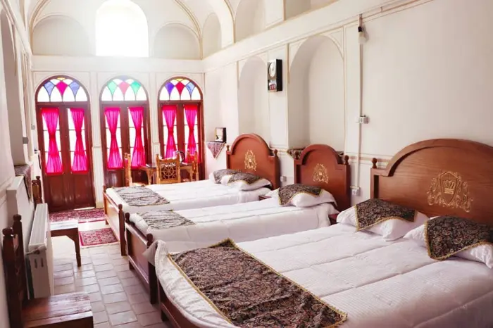 اقامتگاه سنتی زرتاج - واحد عتیق