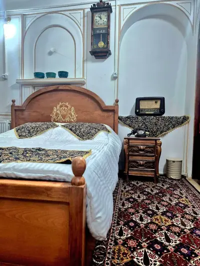 اقامتگاه سنتی زرتاج - واحد فیروزه