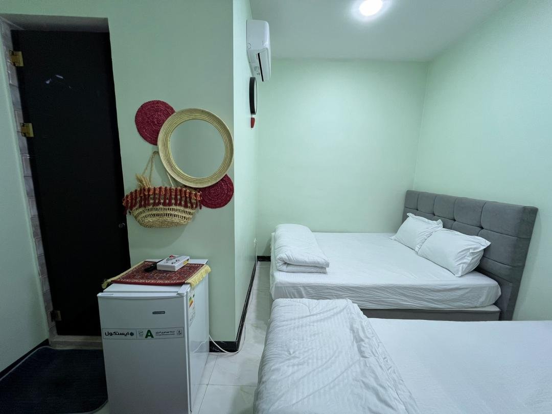 هاستل میرعماد - واحد سه تخته 8