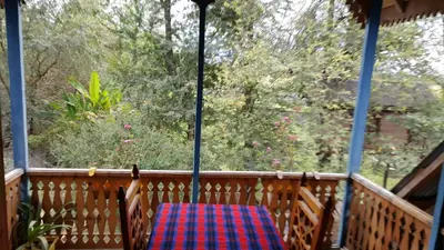 بومگردی گیلاکو - واحد گئشه