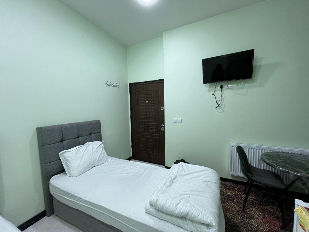 هاستل میرعماد - واحد سه تخته 8