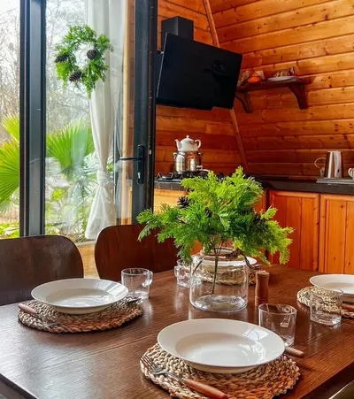 کلبه دوخوابه دهکده سکوریا - واحد 1