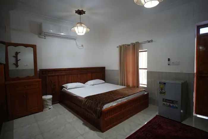 بوم گردی میرزا VIP- واحد دوتخته دبل