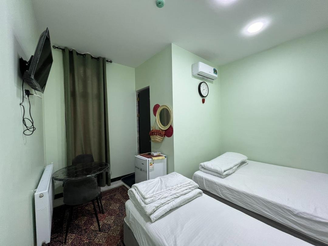 هاستل میرعماد - واحد سه تخته 8