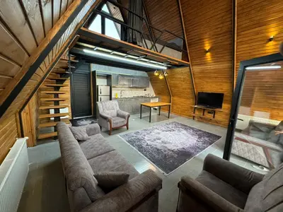 کلبه دوخوابه سوئیسی پردیس