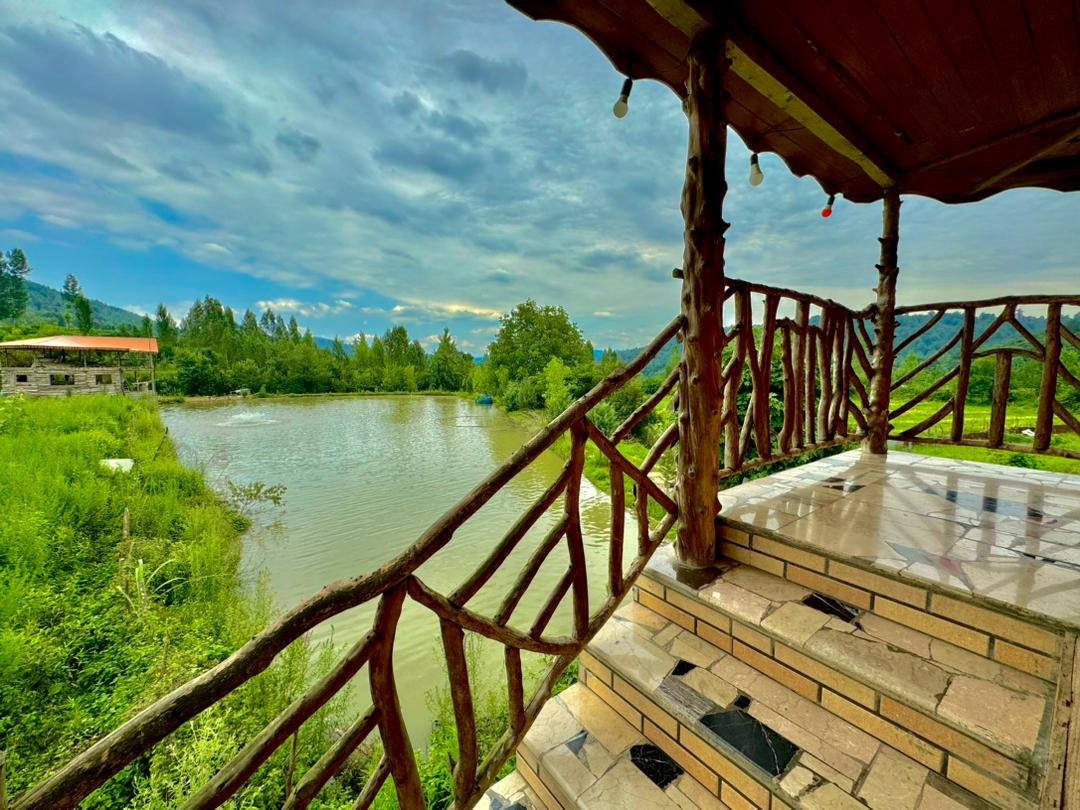 کلبه فلت جنگلی دریاچه لفور