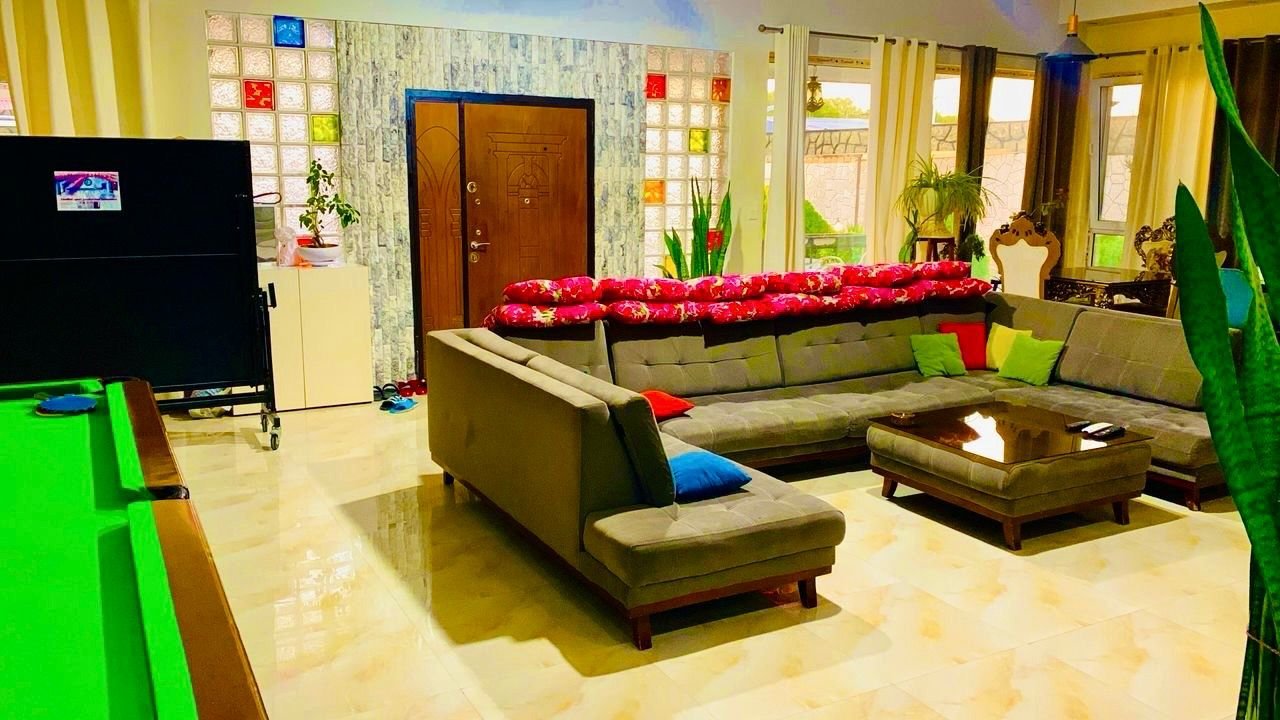 سه خوابه استخردار آبگرم ابریشم 1400