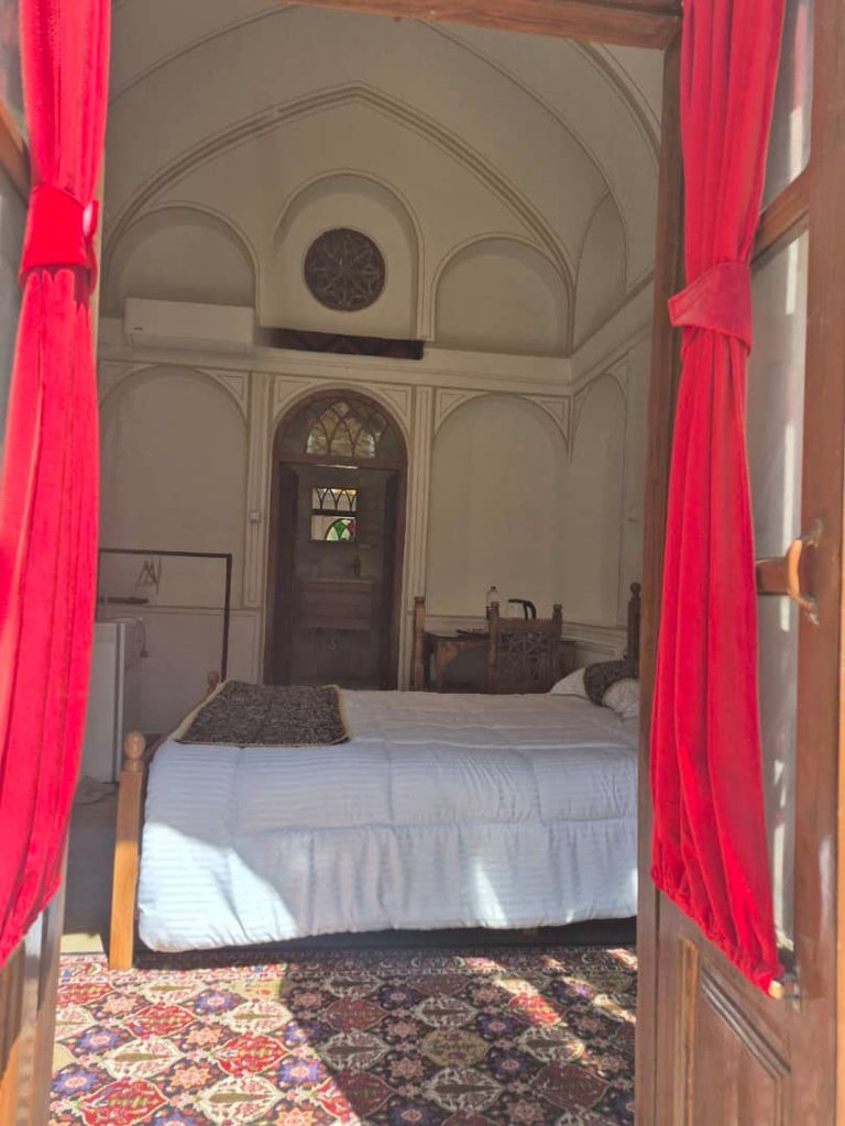 اقامتگاه سنتی زرتاج - واحد فیروزه